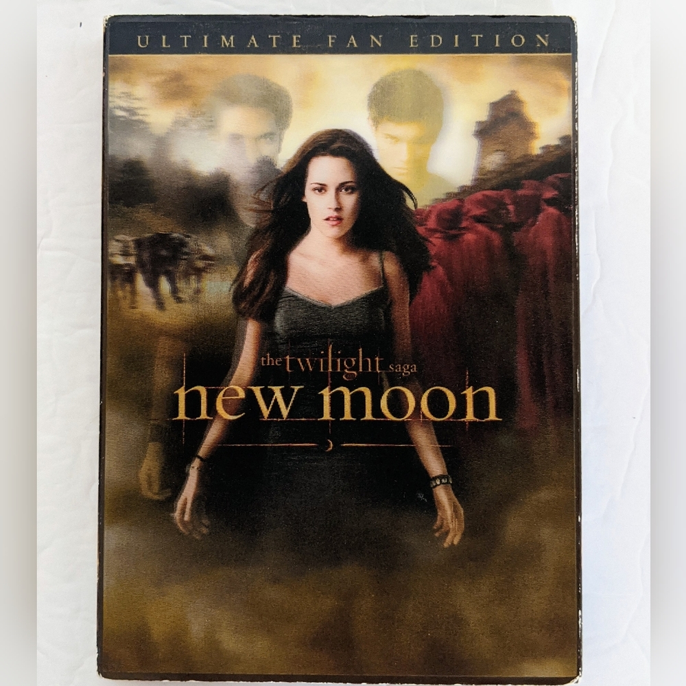 The Twilight Saga: New Moon DVD Ultimate Fan Edition